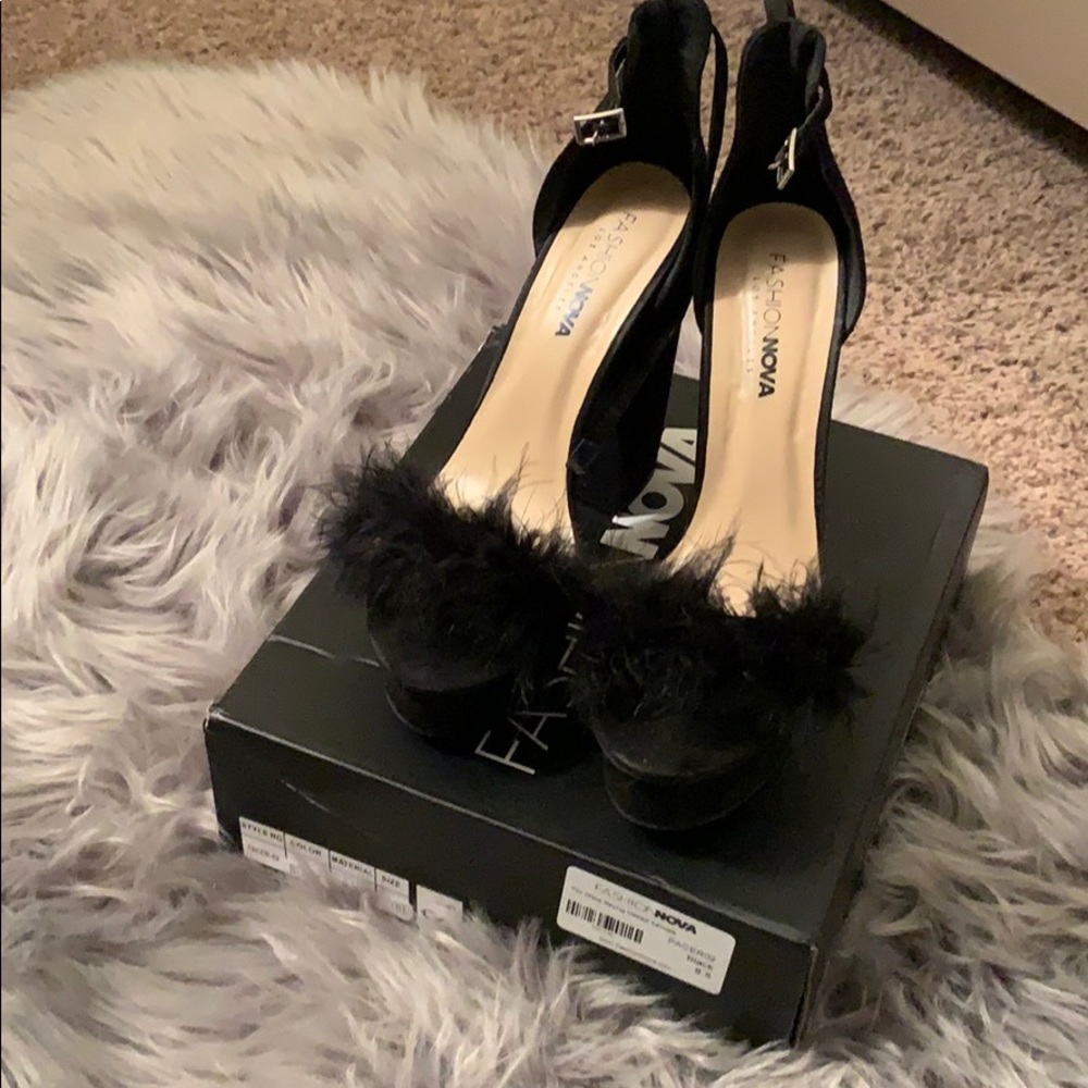 You were saying heeled sandals from Fashionnova